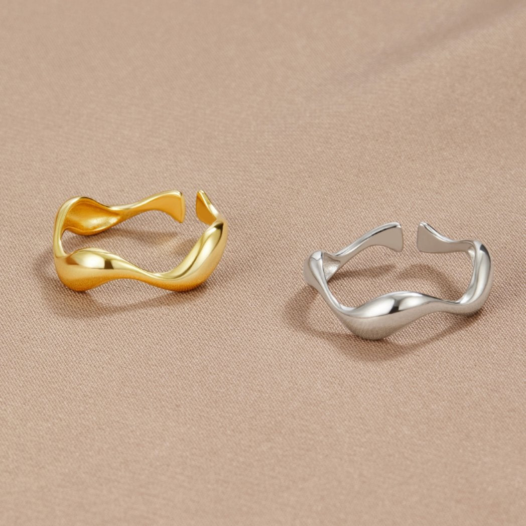 Bague vague en or 18K