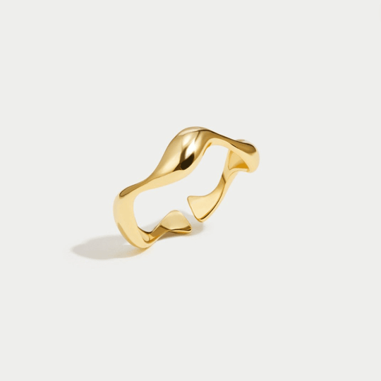 Bague vague en or 18K