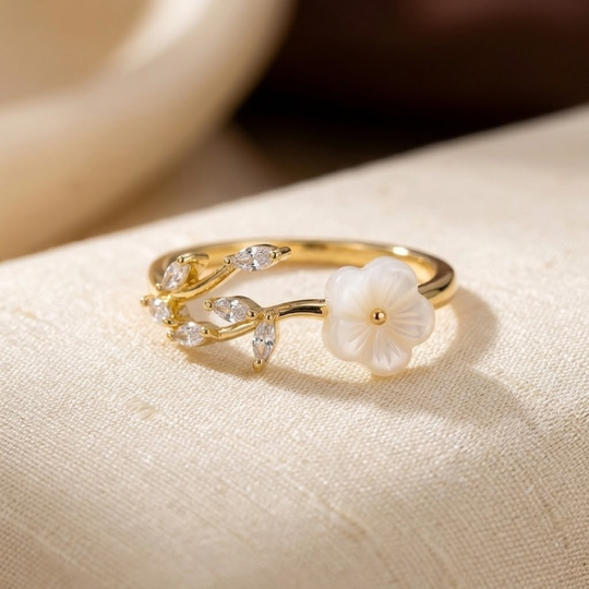 Bague Ouverte en Or avec Fleurs et Feuilles