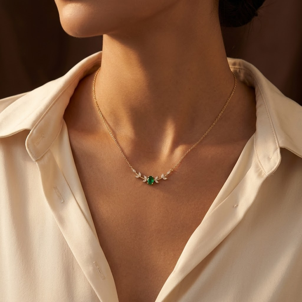 Collier Minimaliste en Or et Émeraude