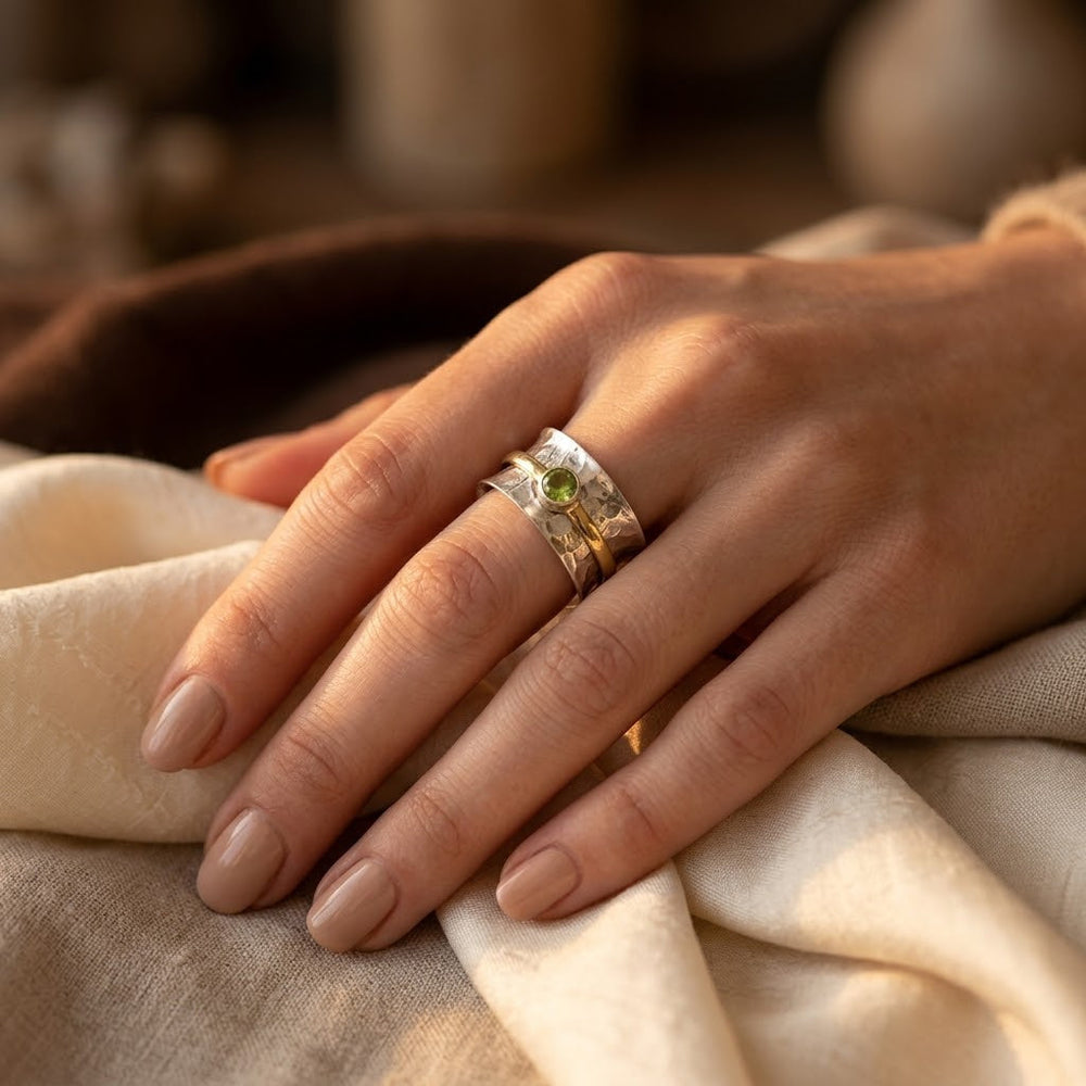 Bague rustique en argent et or