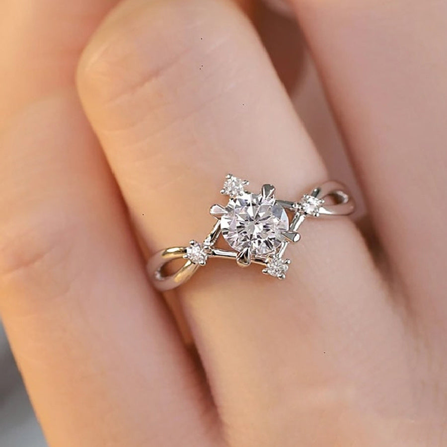 Bague en zirconia avec plaquage en or blanc