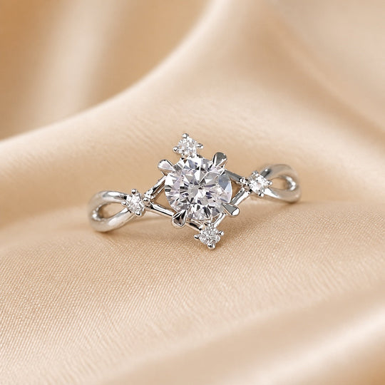 Bague en zirconia avec plaquage en or blanc