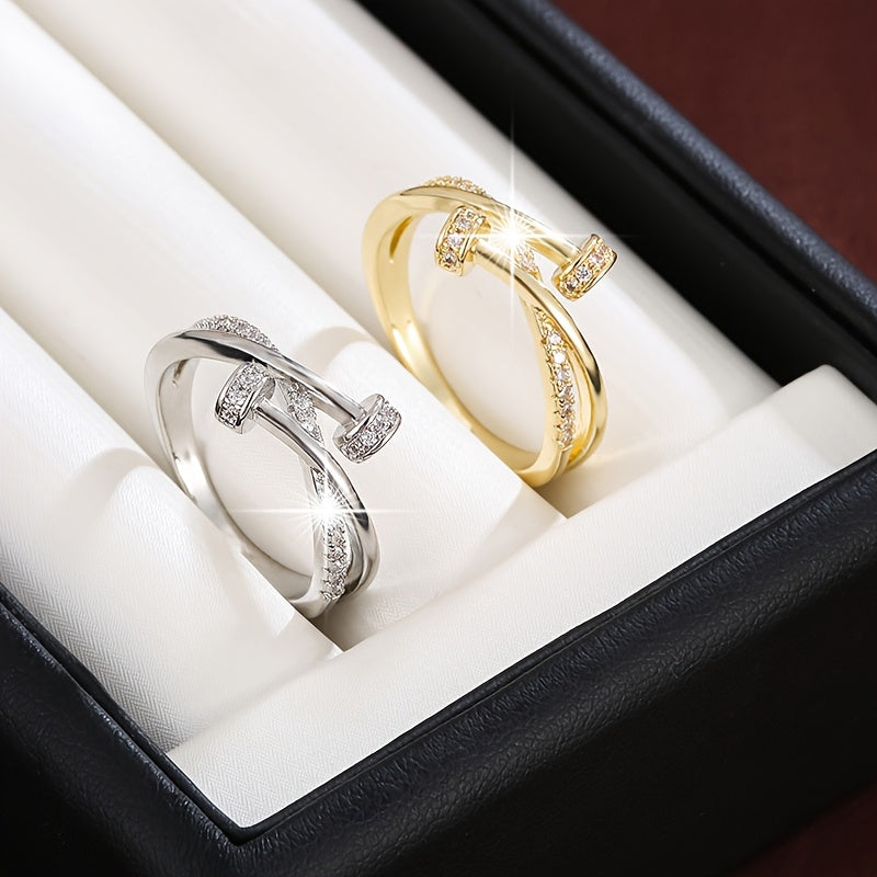 Bague croisée en or blanc avec zircones