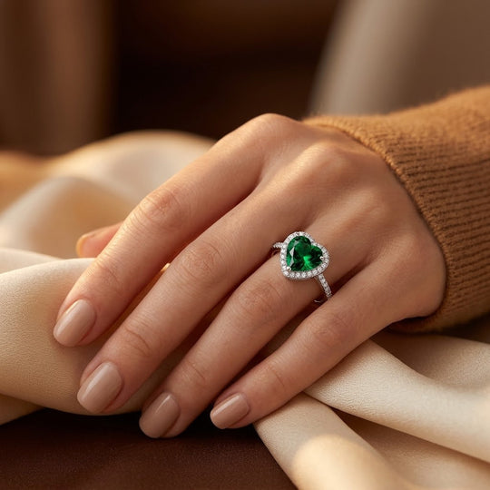 Bague Halo en Émeraude Argentée