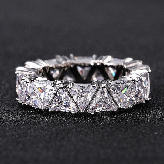 Bague en Pierre Triangle Vintage