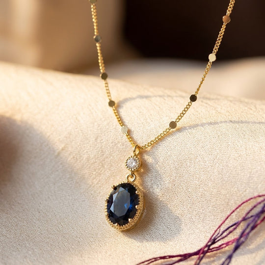 Collier Pendante Ovale en Or et Saphir
