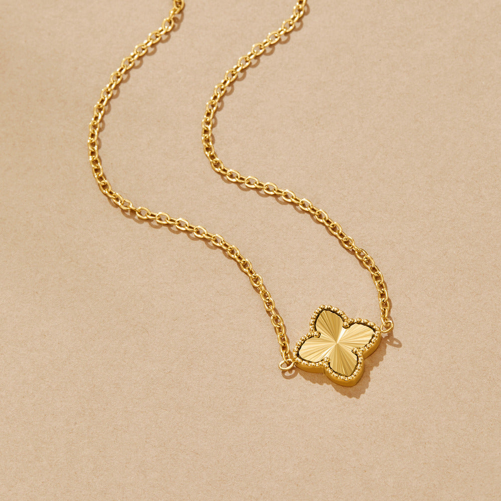 Collier Pendentif Amara Clover