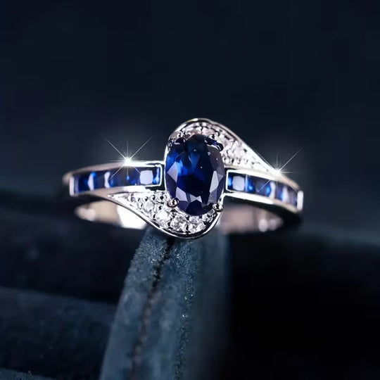 Bague fluide en saphir | Or blanc