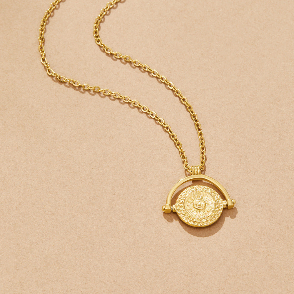 Collier Pièce de Monnaie Soleil en Or