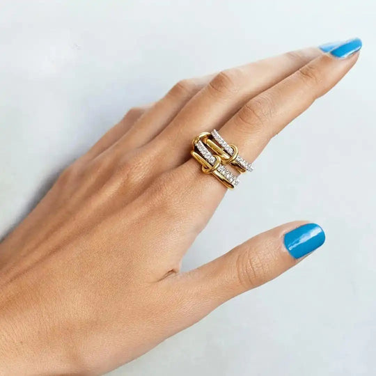 Ensemble de Bagues en Zirconia Entrelacées