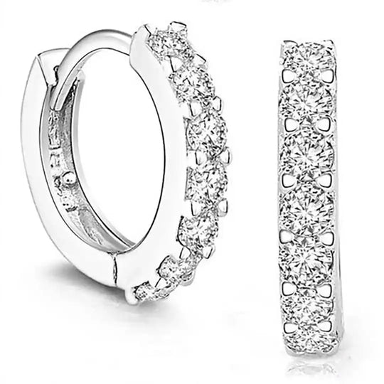 Boucles d'oreilles mini créoles dorées intemporelles