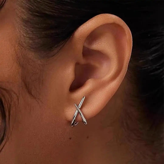 Boucles d'oreilles en croix dorées intemporelles