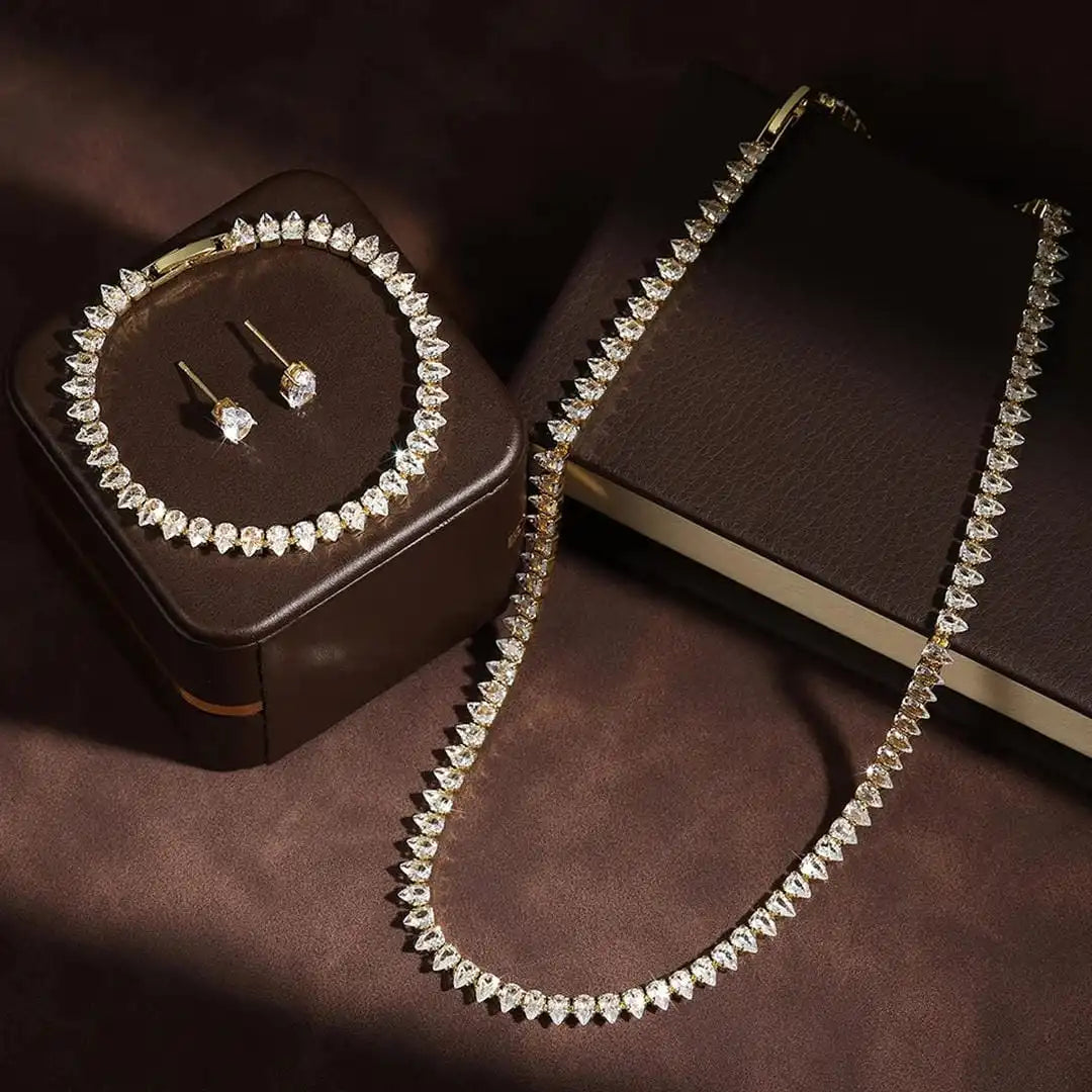 Superbe ensemble complet de mariage en zircon cubique clair rond