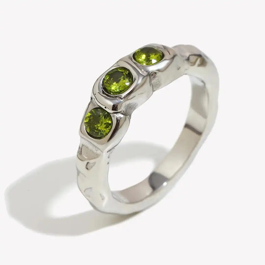 Bague Vintage en Or Incrustée de Gemmes