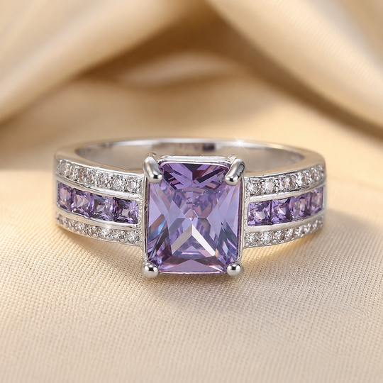 Bague en argent avec améthyste