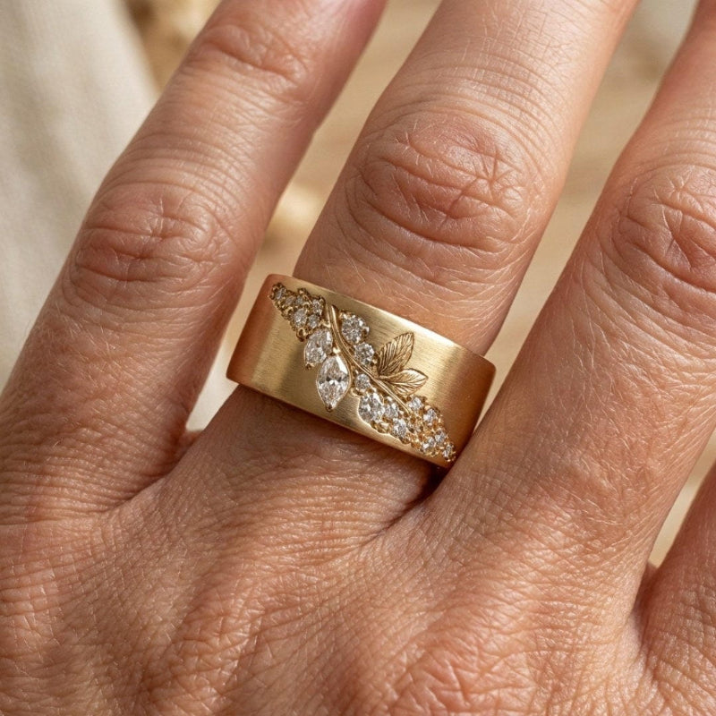 Bague en Zirconium avec Incrustation Dorée en Feuille
