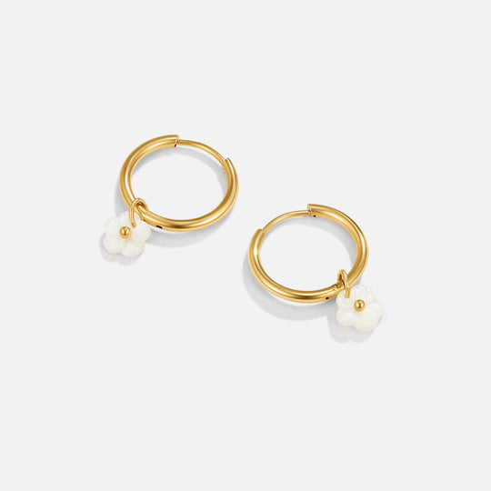 Boucles d'oreilles créoles en coquillage blanc