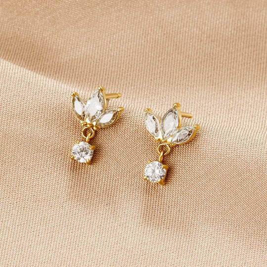 Boucles d'oreilles Amara White Crystal Bloom