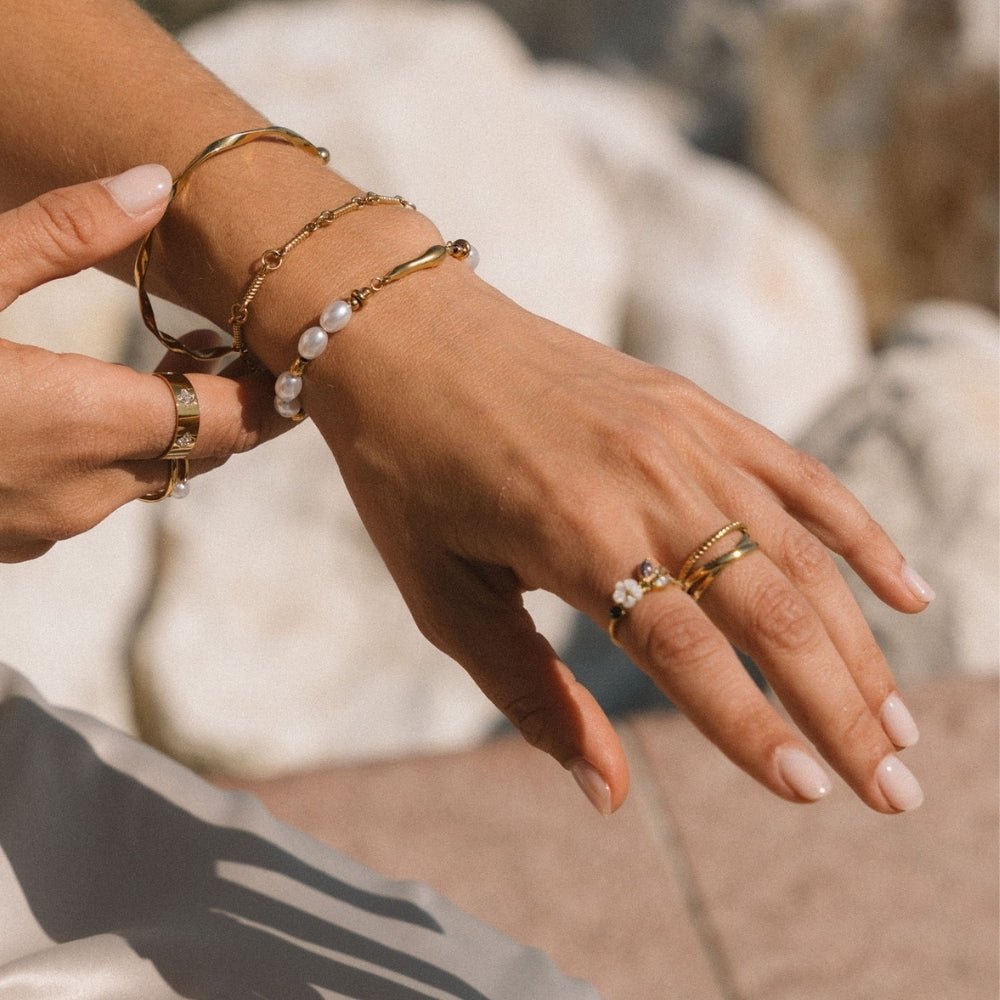 Bague Croisée Tordue Ara