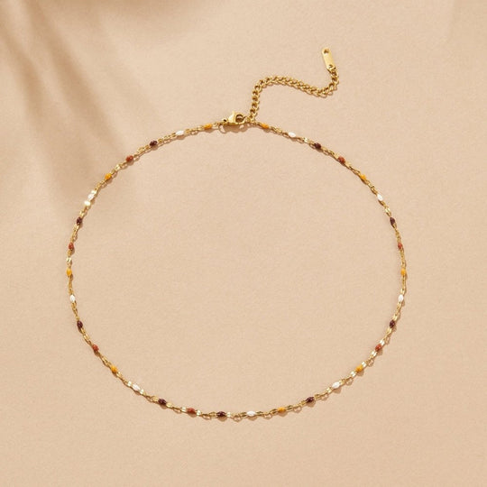 Collier en perles de pierre Aurora