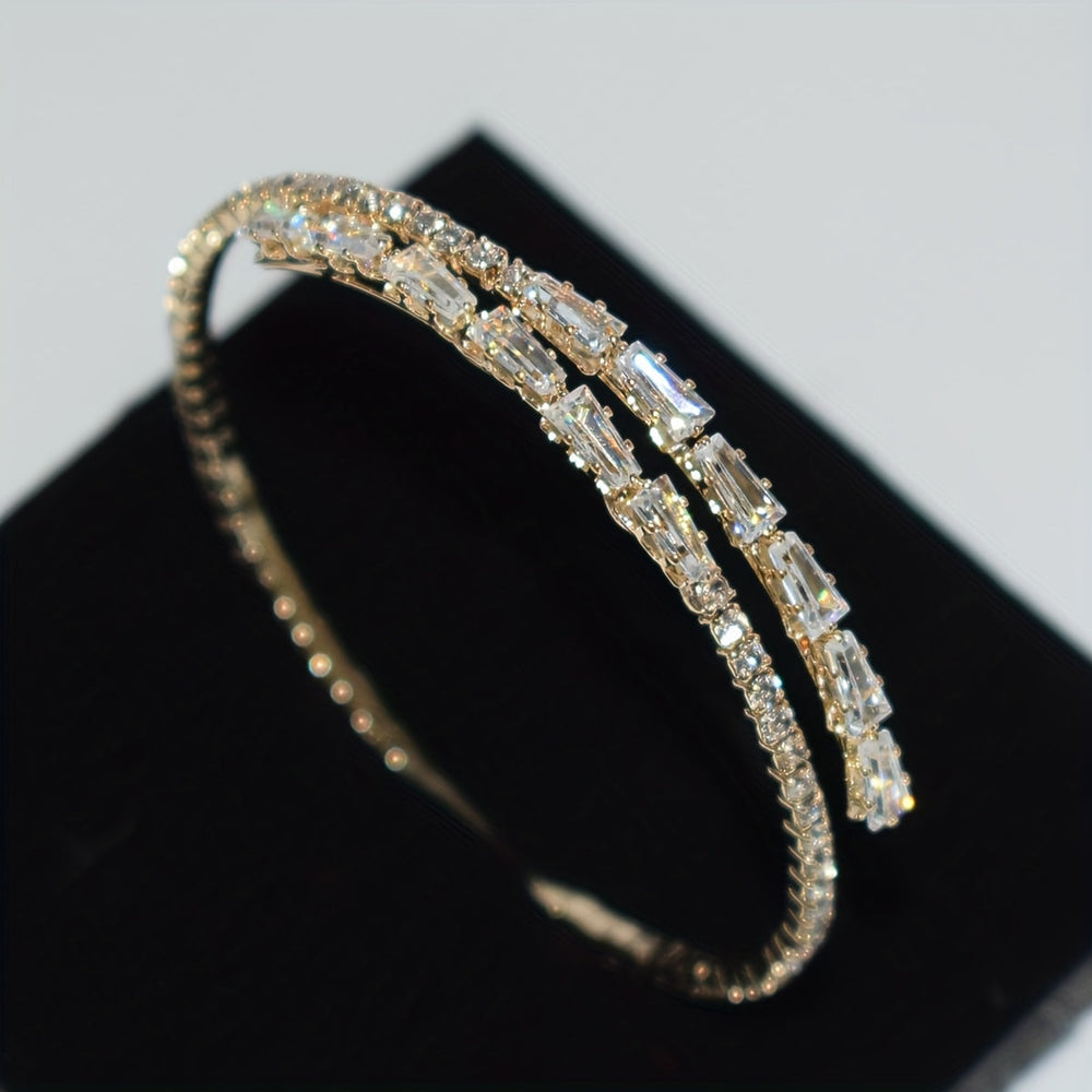 Bracelet élégant en or blanc avec zircon cubique