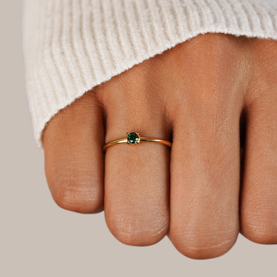 Bague en Or 18K avec Pierre de Naissance