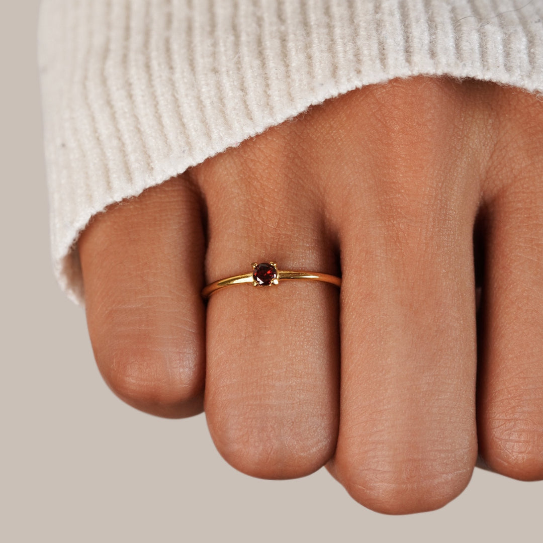 Bague en Or 18K avec Pierre de Naissance
