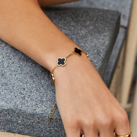 Bracelet Black Clover