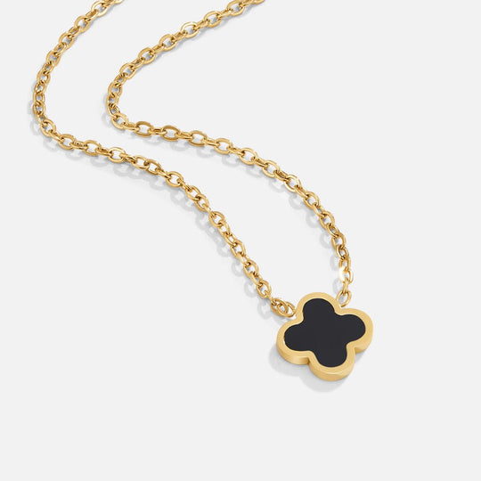 Collier Black Clover