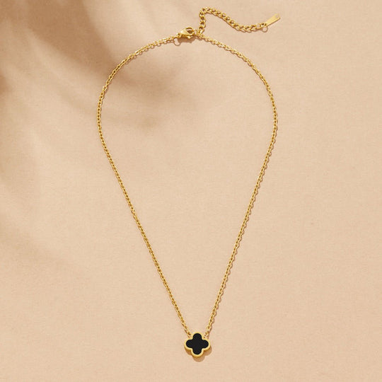 Collier Black Clover
