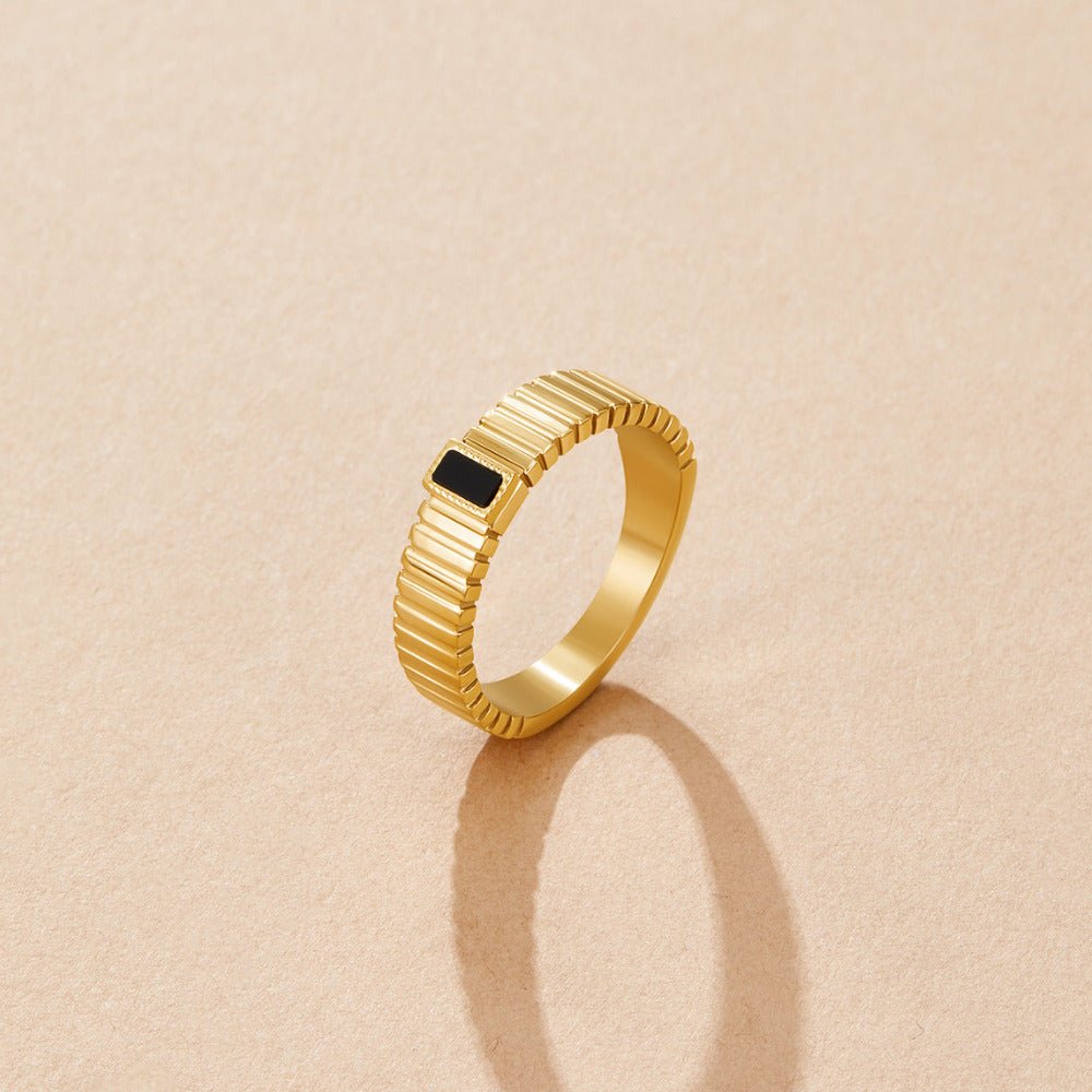 Bague en Cristal Noir Canellé