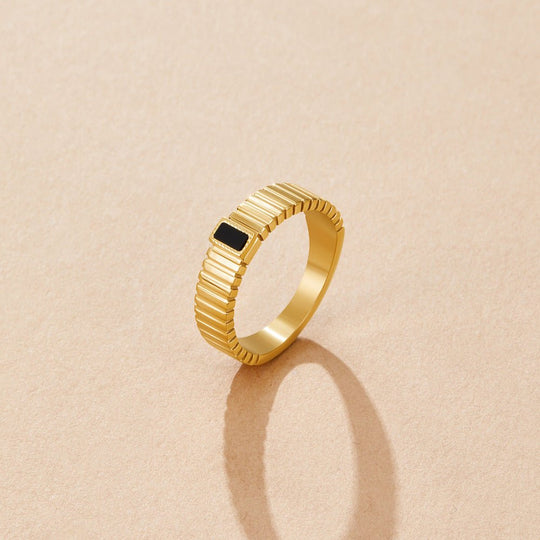 Bague en Cristal Noir Canellé