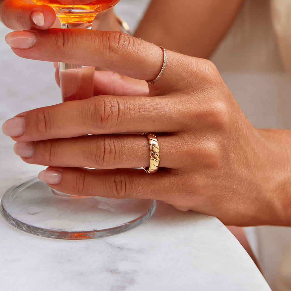 Bague Infinity Tordue Calira