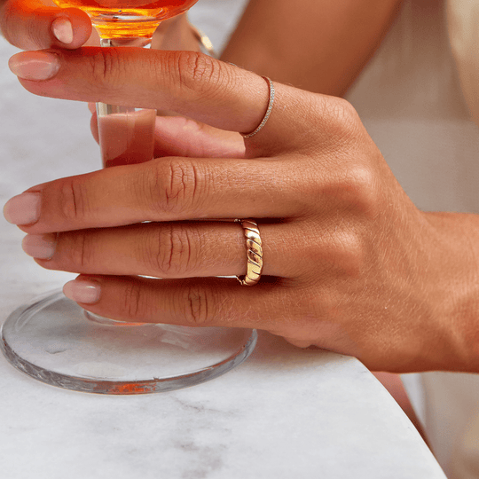 Bague Infinity Tordue Calira