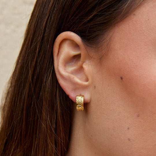 Boucles d'oreilles créoles en or céleste