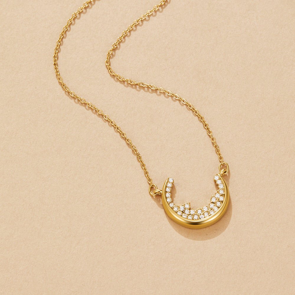 Collier Pendentif Lune Croissante