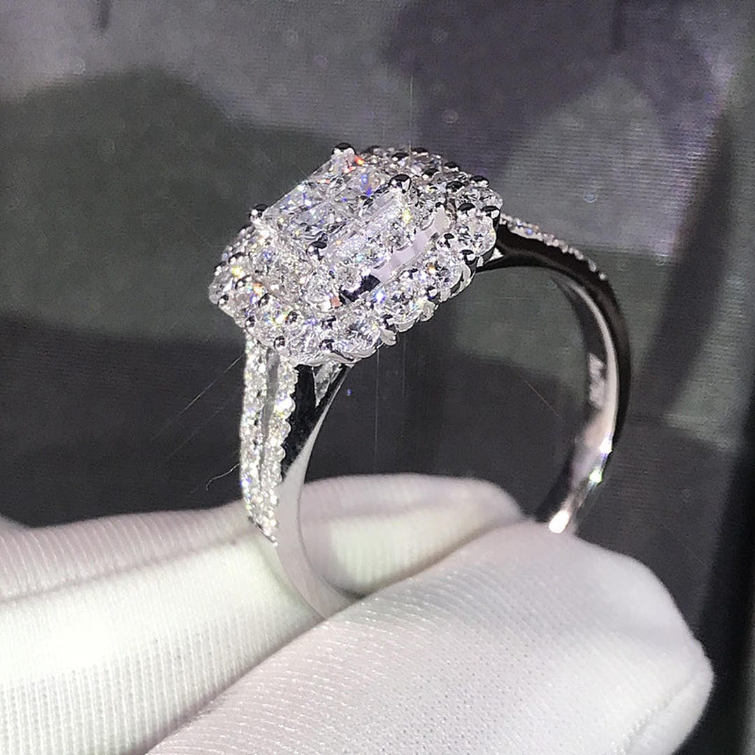 Bague de Mariage en Zirconia en Forme Carrée