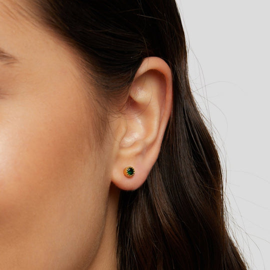 Boucles d'oreilles puces vert émeraude