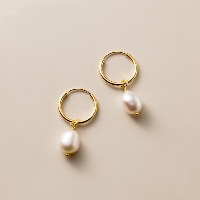 Boucles d'Oreilles Créoles Bella en Perles d'Eau Douce