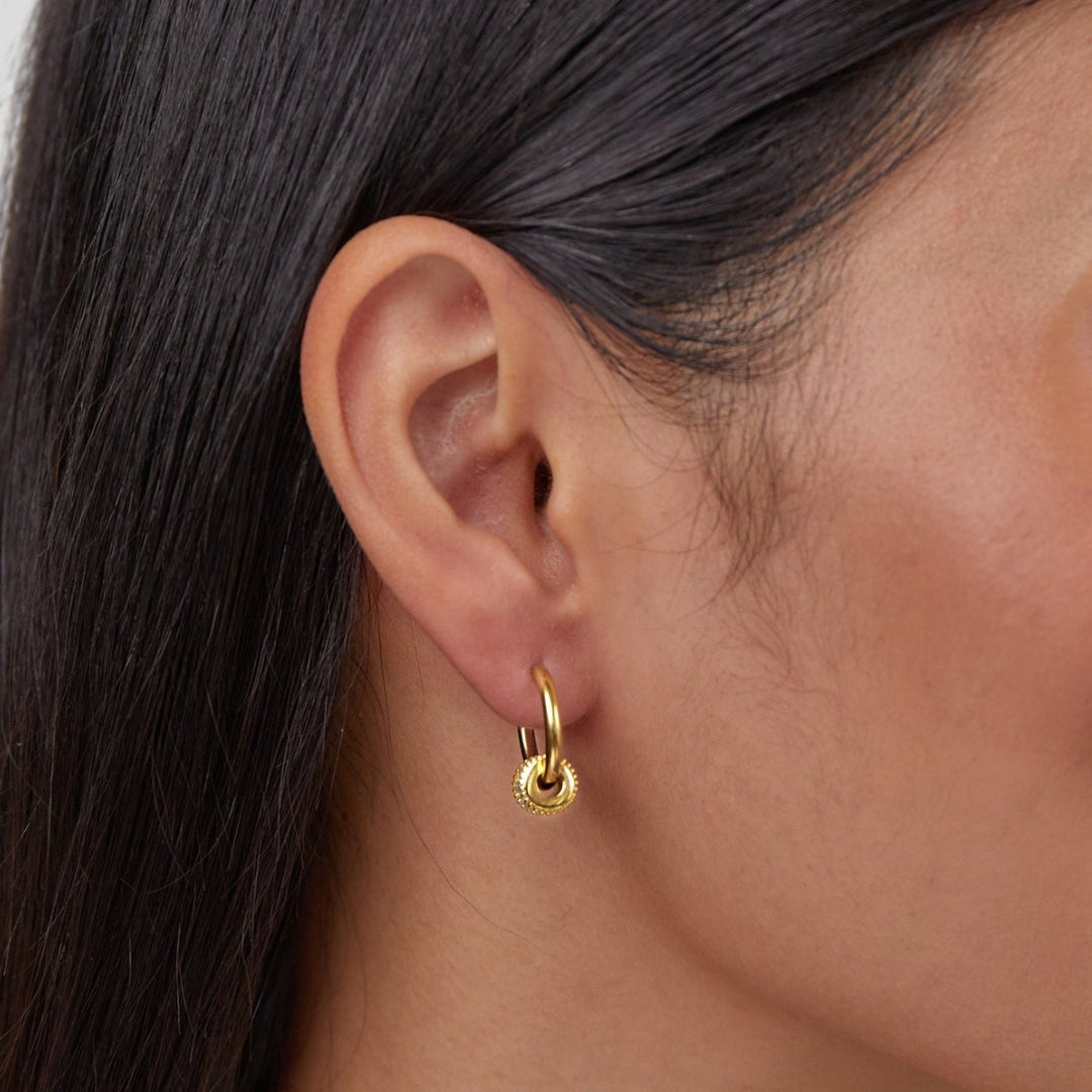 Boucles d'oreilles créoles en cristal Gigi en or 18K