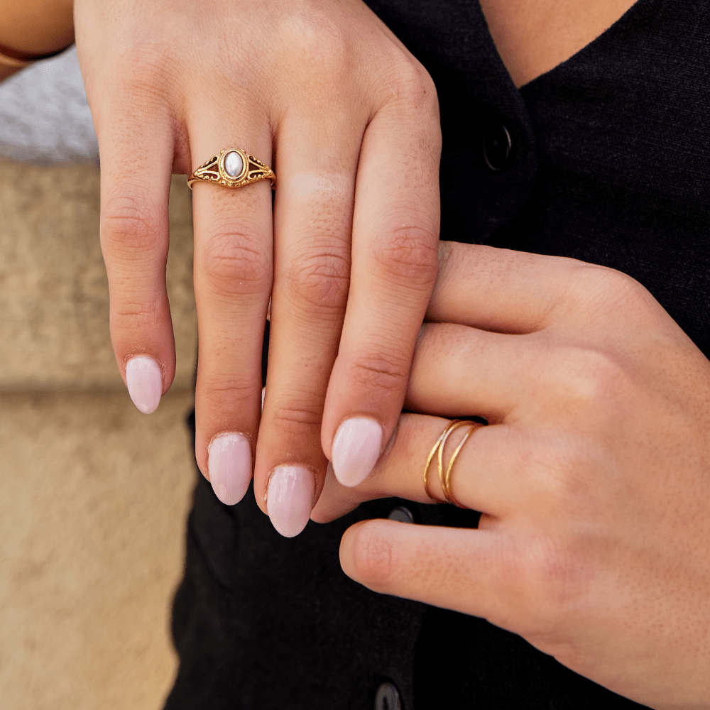 Bague en boucle infinie en or