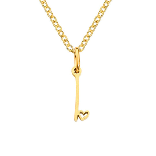 Collier en cœur avec lettre en or