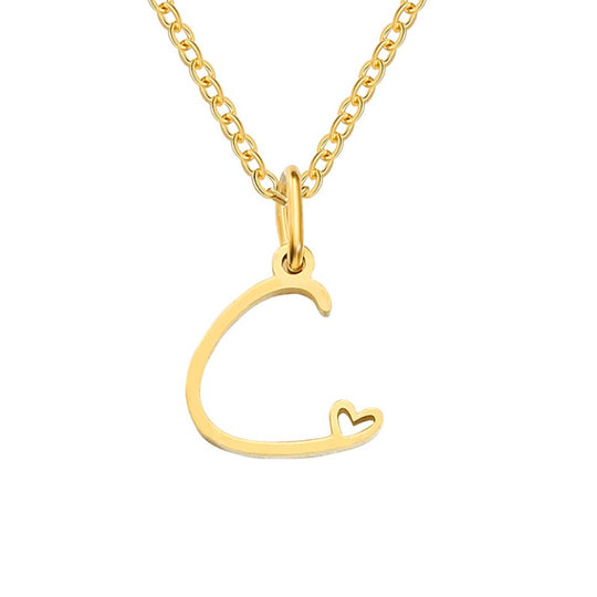 Collier en cœur avec lettre en or
