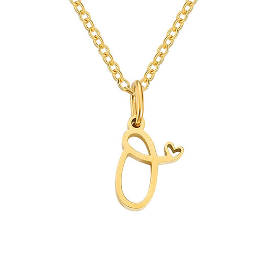 Collier en cœur avec lettre en or
