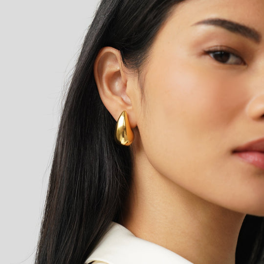 Boucles d'oreilles Amara en forme de goutte d'eau en or