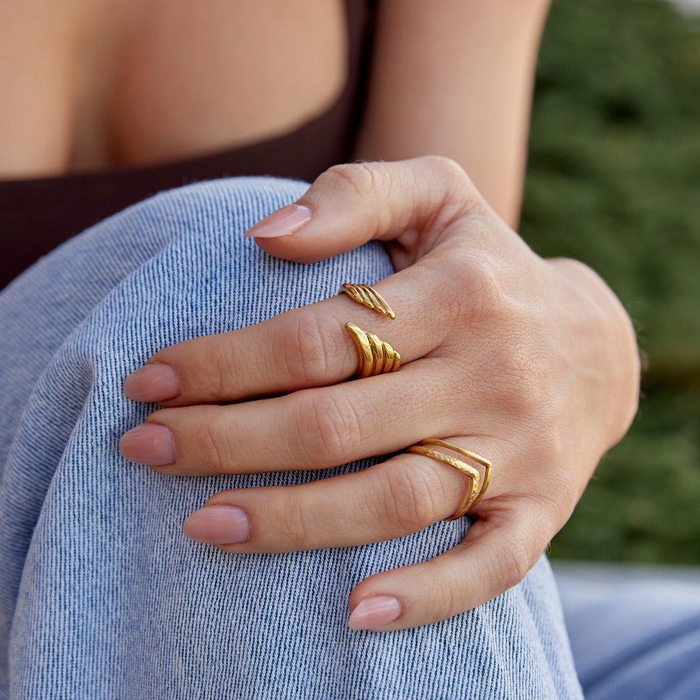 Bague Enroulée Ailes d'Ange en Or