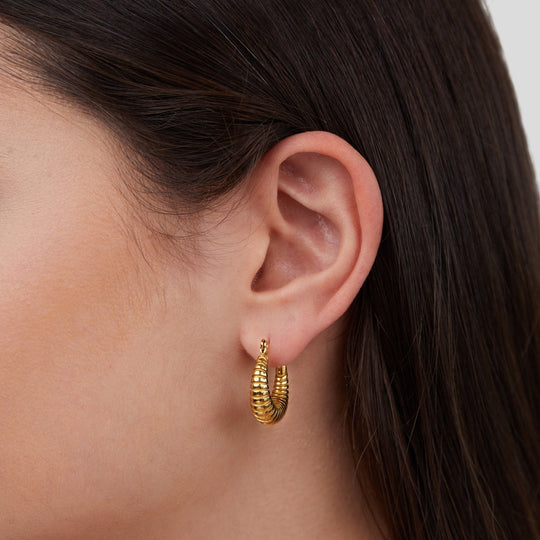 Boucles d'Oreilles Créoles Mia en Or