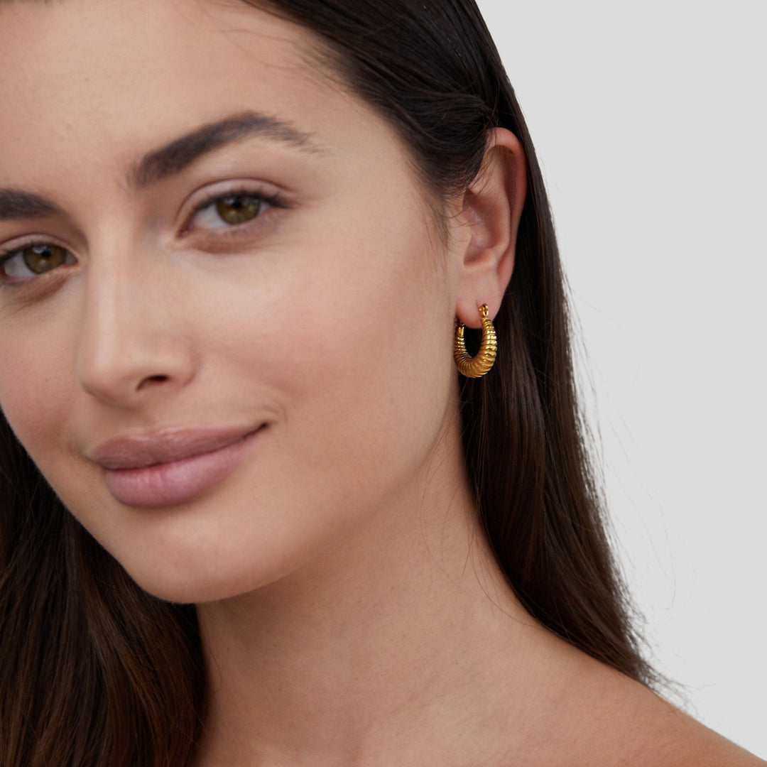 Boucles d'Oreilles Créoles Mia en Or