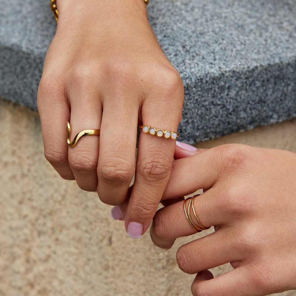 Bague Éternité en Pierre de Lune en Or